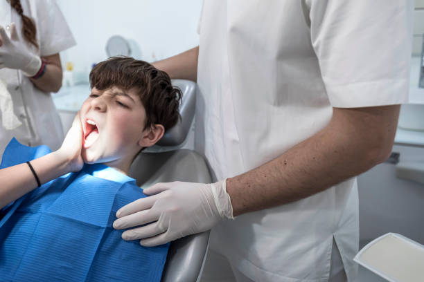 Best Emergency Wisdom Tooth Extraction in Riverside, CA
